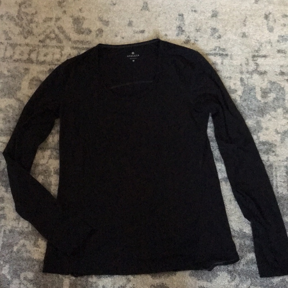 Athleta Medium Long Sleeve Performance Shirt